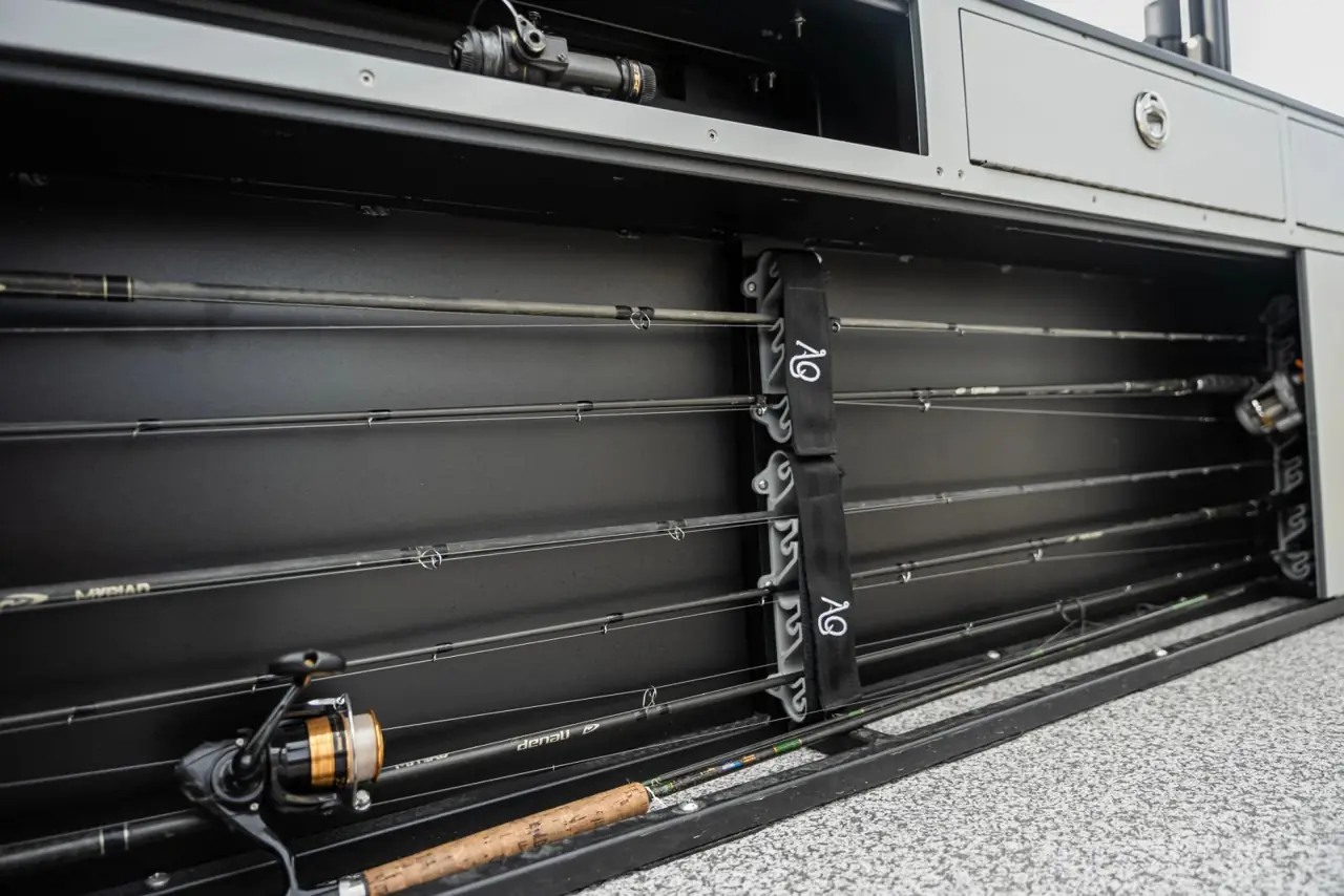 Rods stowed in the lockable binary wall storage