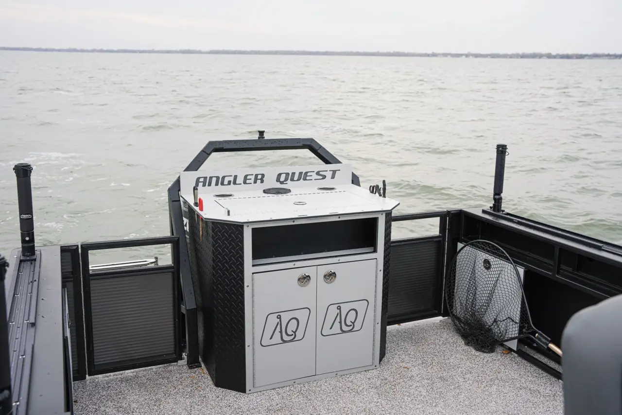 The stern workstation with Angler Quest cabinet doors and the binary walls on either side