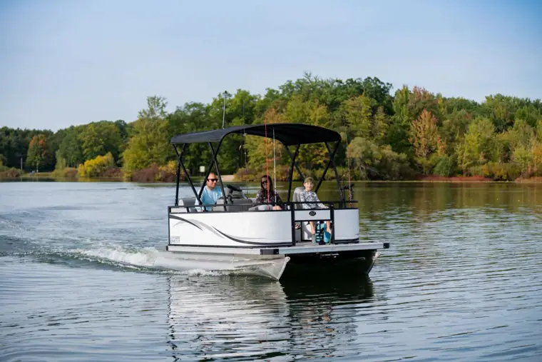 Leisure Quest running with the bimini up
